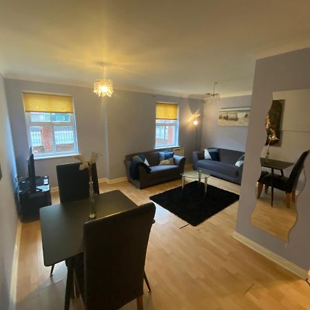 Bambz Apartment 3 Manchester Exterior foto
